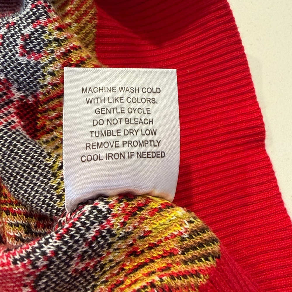 Dr. Seuss The Grinch Men’s Christmas Cardigan Buffalo Plaid Size M NWOT - Picture 9 of 9